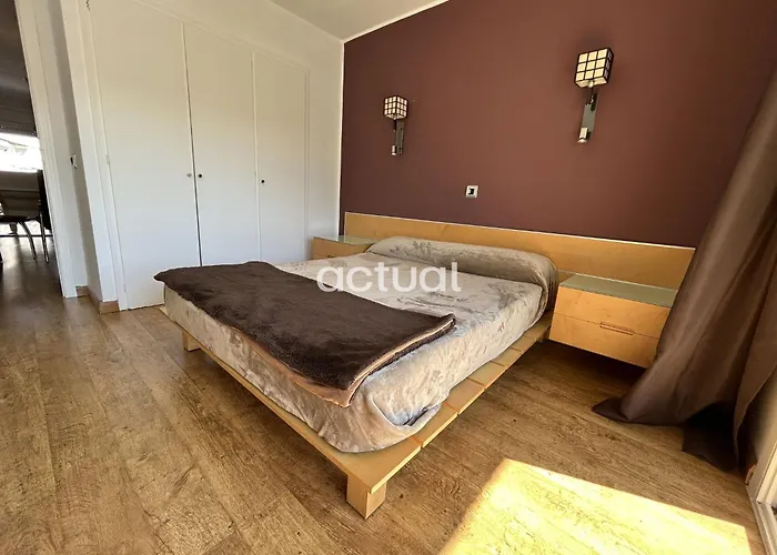 Albatros 41 * פלטחה ד'ארו